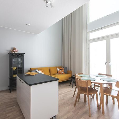 Ydinkeskustassa Saunallinen Huoneisto Kahdessa Tasossa Kuopio Exterior photo